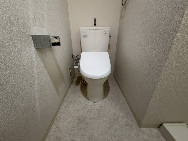 レジュールアッシュ尼崎駅前のトイレ