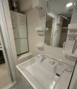 Ｙ’ｓ　Ｃｏｕｒｔ　Ｎａｋａｉの洗面所