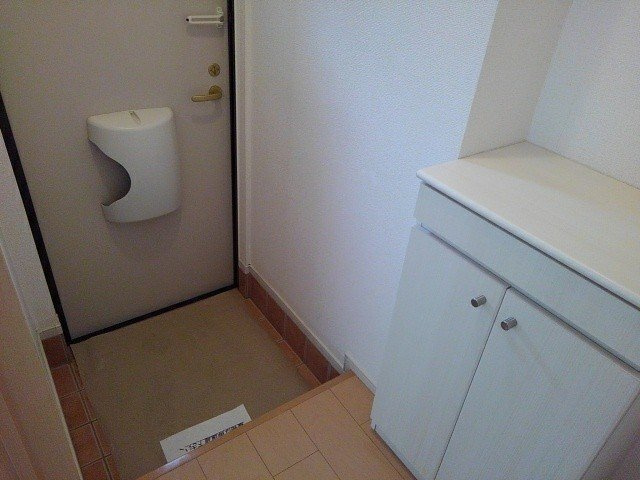 ローズガーデンの玄関|きれいな玄関です