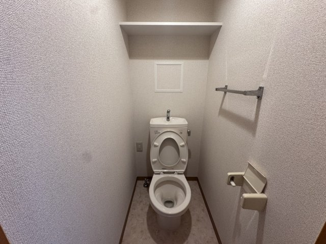 サンコーレジデンスのトイレ|コンパクトで使いやすいトイレです