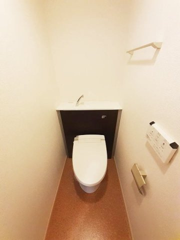 ベルプレーヌのトイレ|清潔感のあるトイレです
