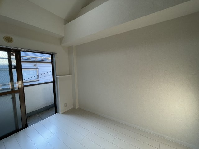 杉並区西荻南１丁目の賃貸マンションの居間・リビング|おしゃれな居間です