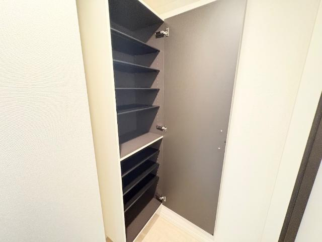 アウローラ本郷町の収納|専用の収納スペースです