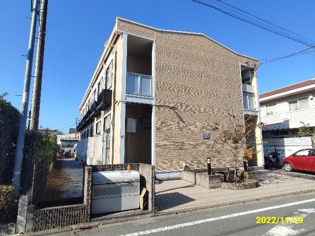 レオパレス高蘭の外観|おしゃれな外観です