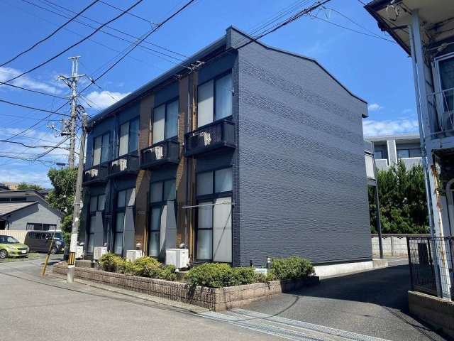 レオパレス旭日の外観|外はこのようになっています