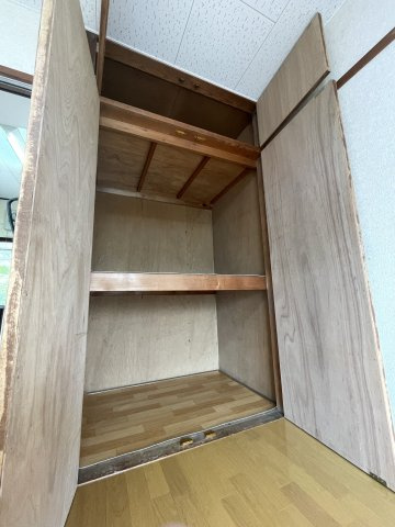 八王子市谷野町のアパート