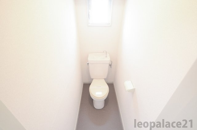 レオパレスグリーングラスのその他|トイレ