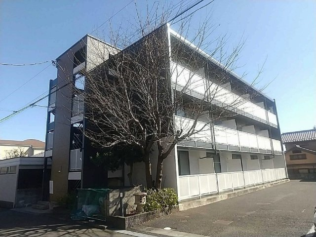 レオパレス多摩平の外観|きれいな外観です