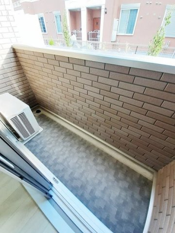 クレッシェ　Ⅴのバルコニー|バルコニーがあります
