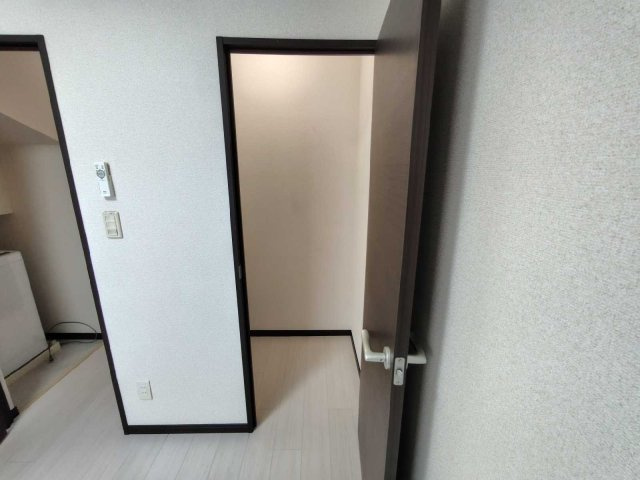 レオネクスト桑の葉の内装|明るい色調の室内です
