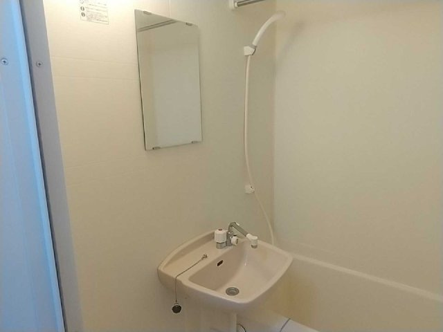 レオパレスいずみの内装|内装は落ち着いています