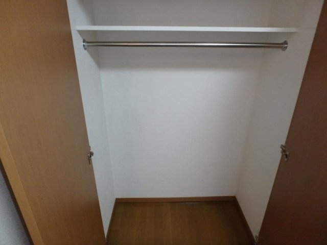 エクセリア荻窪の収納|小物を収納するのに便利です