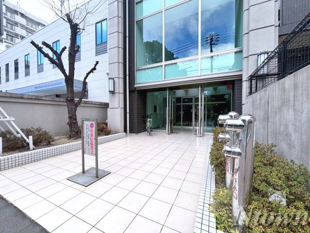 【エントランス】 | エステムコート名古屋栄デュアルレジェンド | ゆとりのあるエントランスです