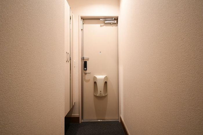 D-roomフレンドの玄関