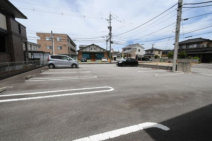 D-roomフレンドの駐車場