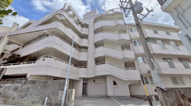 グランシャトレ繁多川の外観