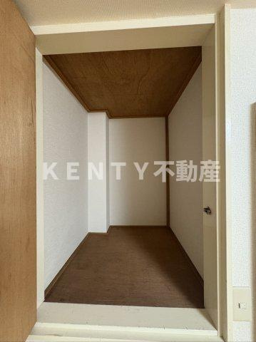 【収納】 | マンション牧野 | ちょっとした収納スペースも充実しています
