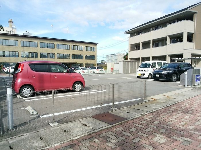 ルレの駐車場