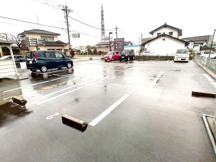 ルレの駐車場