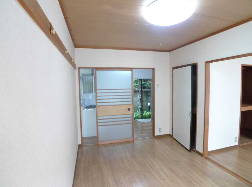 プラムハイツA棟　南向き　バストイレ別　浴室乾燥の内装