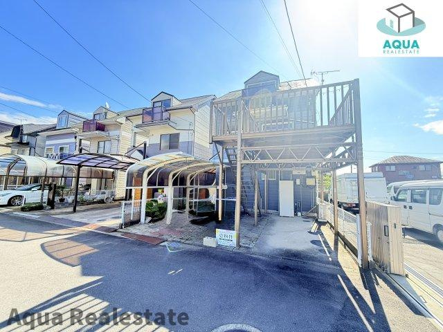 高松市前田西町　売地の前面道路含む現地写真