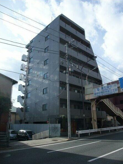 ルーブル学芸大学参番館　分譲　宅配BOX　常時ゴミ出し可の外観