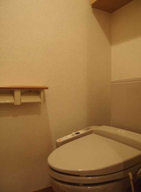 ルーブル学芸大学参番館　分譲　宅配BOX　常時ゴミ出し可のトイレ