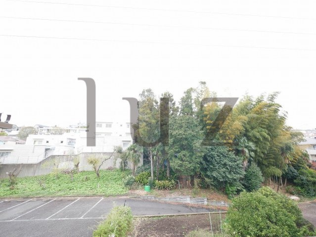 横浜市港北区師岡町のテラスの展望