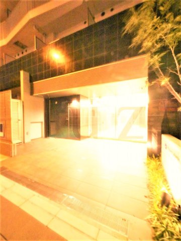 アーバンリンク神奈川新町の外観