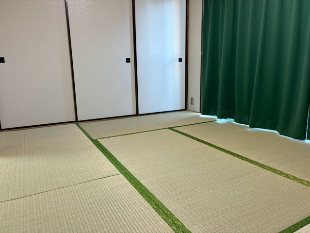 大塚ビルの和室