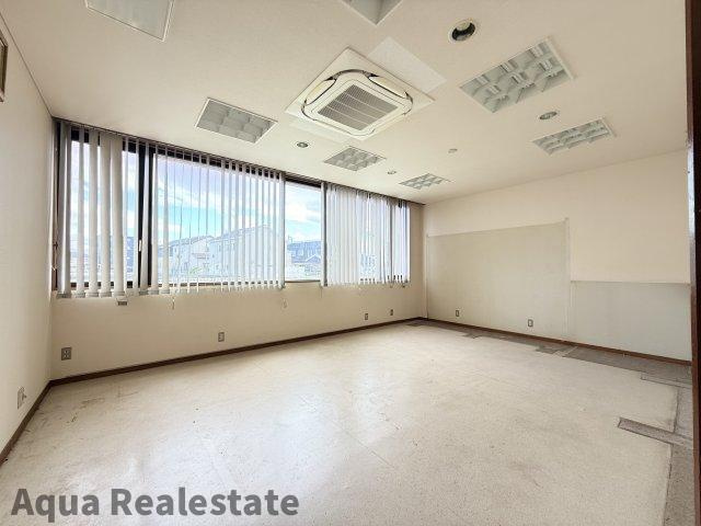 高松市木太町・林町　事務所、居宅、倉庫の内装|１階事務所スペース