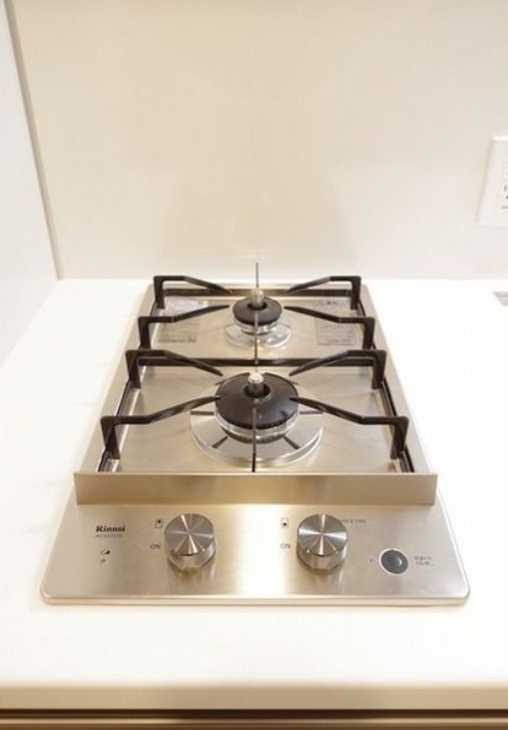 シェノン三軒茶屋　築浅　オートロック　ウォークインクローゼットのキッチン