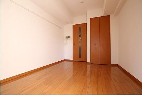 グランド・ガーラ西新宿ＥＡＳＴの居間・リビング