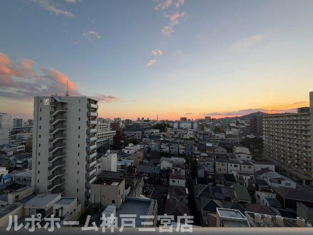 セレニテ西元町アリエの展望