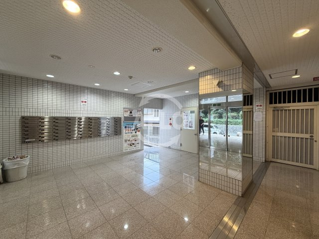 INOVE上山手のロビー|ロビー