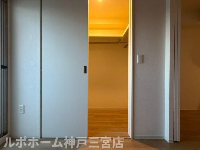 セレニテ西元町アリエの収納