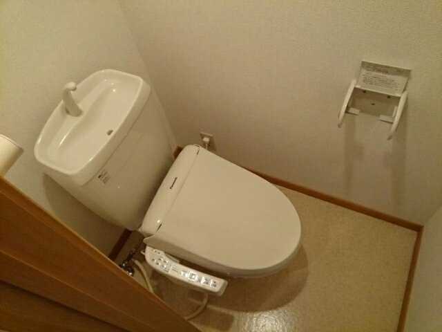 ジョイリバ－Ⅱのトイレ|コンパクトで使いやすいトイレです