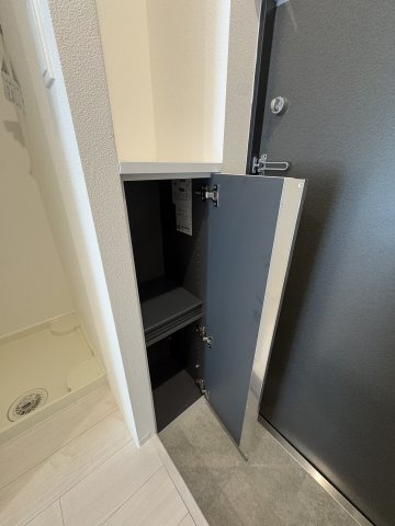 ザワン西蒲田の玄関