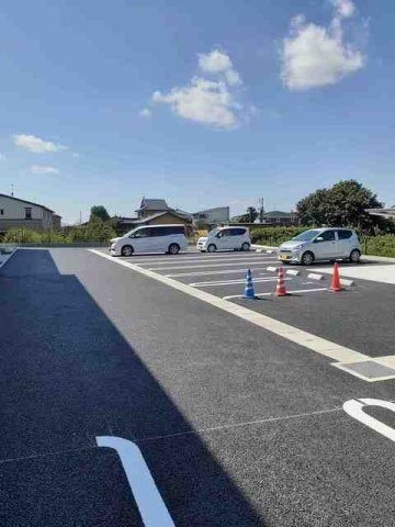 アベニールの駐車場|駐車場があります