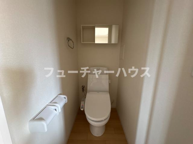 イーストヒルズセイ（Ｅａｓｔ　Ｈｉｌｌｓ　ＳＥＩ）のトイレ|ゆったりとした空間のトイレです