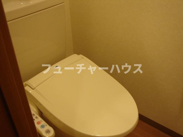ベルメゾン三ノ町のトイレ|コンパクトで使いやすいトイレです