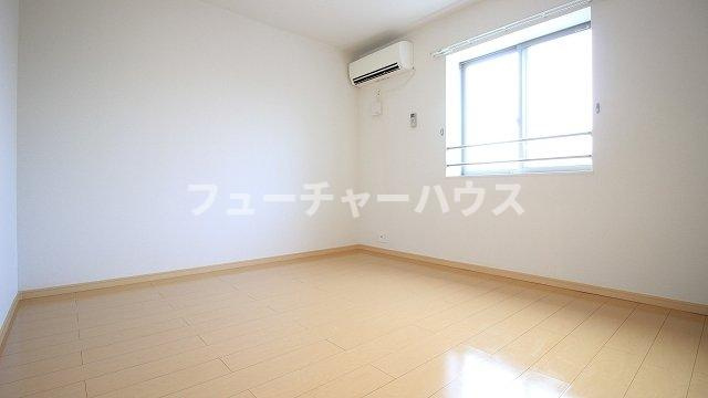 サウスタウン水野　Ａの内装|明るい色調の室内です
