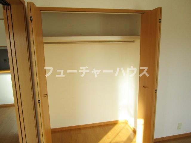 サニープラシードＡの収納|こまごまとしたものを収納できそうですね