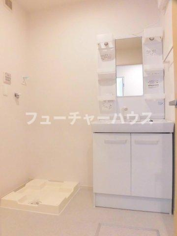 プリマベーラの洗面所|明るい洗面所です