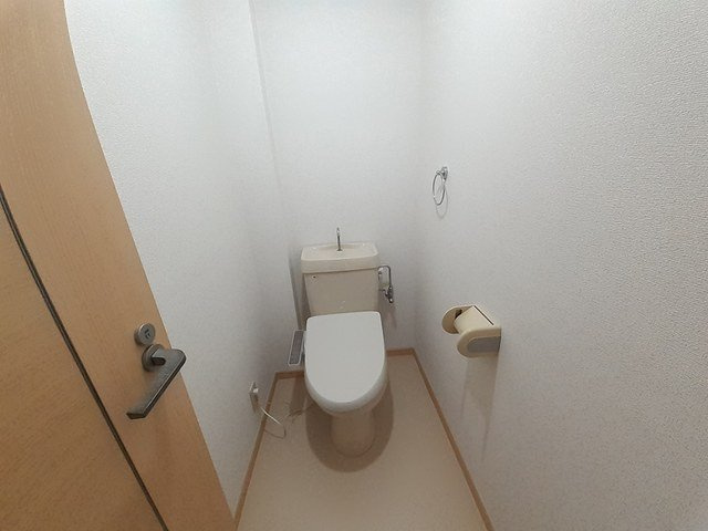 【トイレ】 | サングレイス | シンプルで使いやすいトイレです