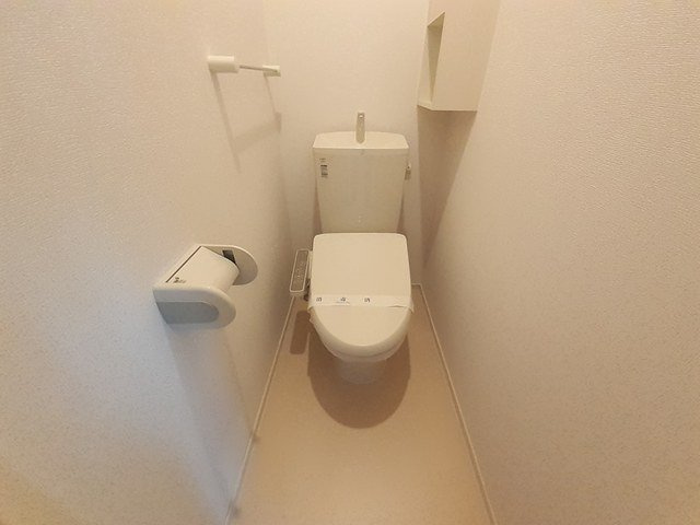 ボヌールのトイレ|落ち着いたトイレです