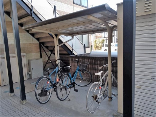 レオパレスＡＳ　６０のその他|自転車置き場