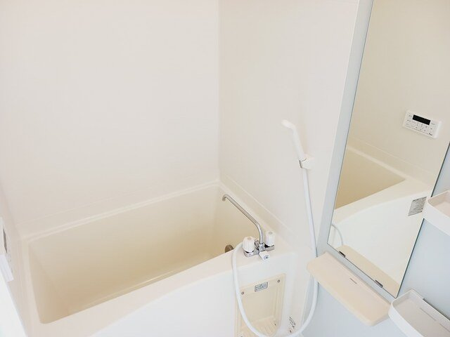 メゾン　ブリーズの浴室|コンパクトで使いやすいお風呂です