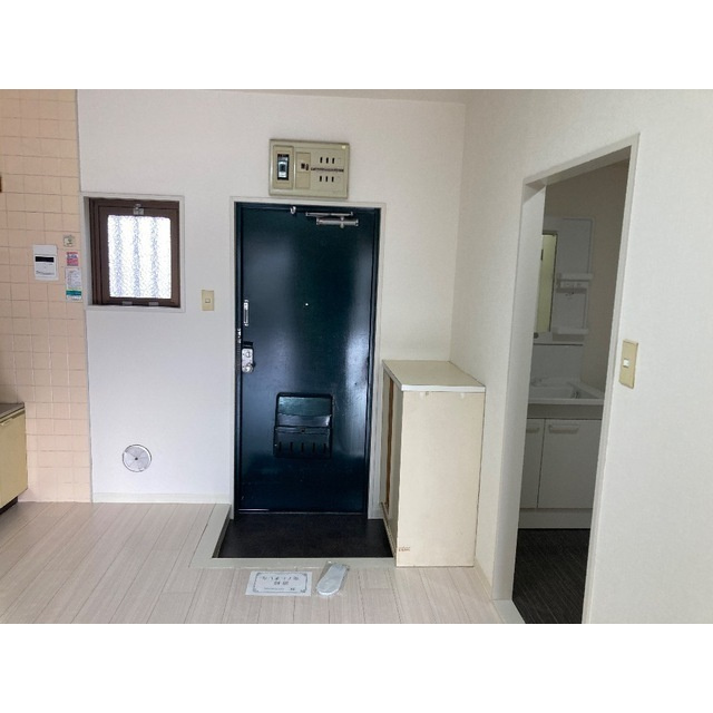ベルメール西新井Ⅰの玄関|ゆったりとした玄関です