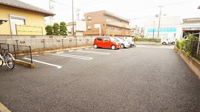 セゾン・スプリングⅠの駐車場|駐車場完備です